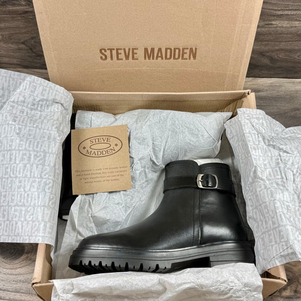 NIB Steve Madden Maezy 7M Black Leather Lug Sole Zip Ankle Boots Booties - Picture 11 of 12